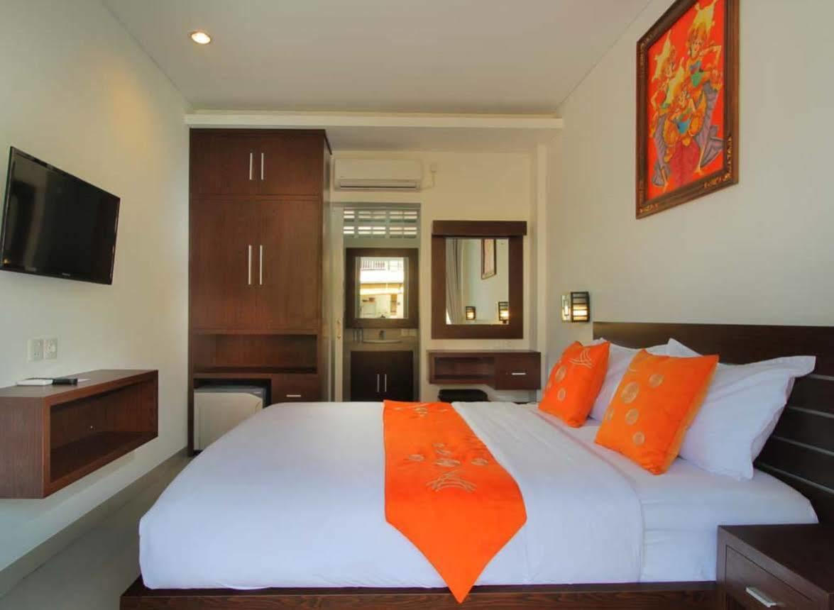 Lotus Tirta Seminyak Hotel Exterior foto